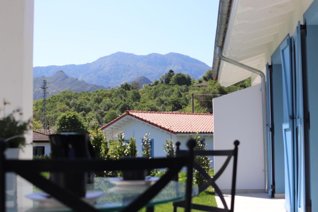 El Pueblin De Ribadesella Aparthotel ภายนอก รูปภาพ