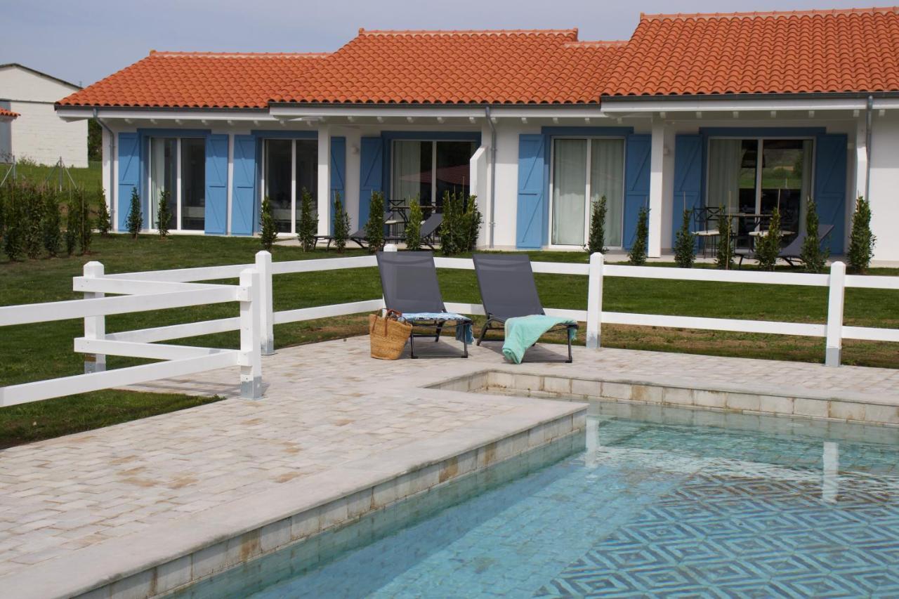 El Pueblin De Ribadesella Aparthotel ภายนอก รูปภาพ